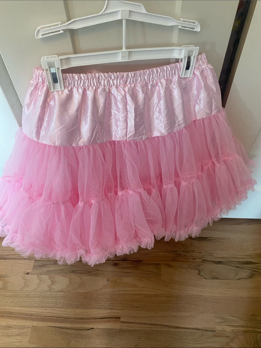 Pink Tiered Tulle Skirt or petticoat- Women - Picture 2 of 3